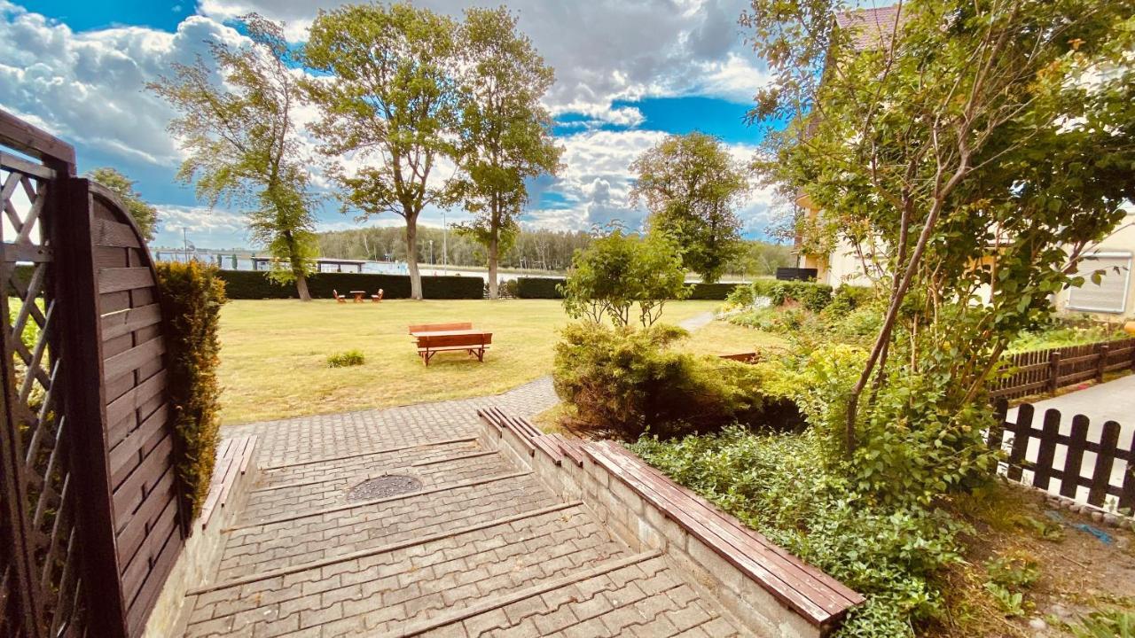 Sonnige Maisonette-Wohnung Mit Blick Auf Die Bucht Dziwnów Extérieur photo