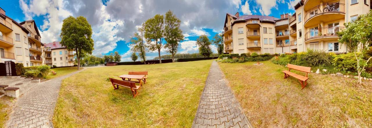 Sonnige Maisonette-Wohnung Mit Blick Auf Die Bucht Dziwnów Extérieur photo